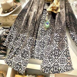 Open front cardi/cover up w enchanting Gypsy western vibe